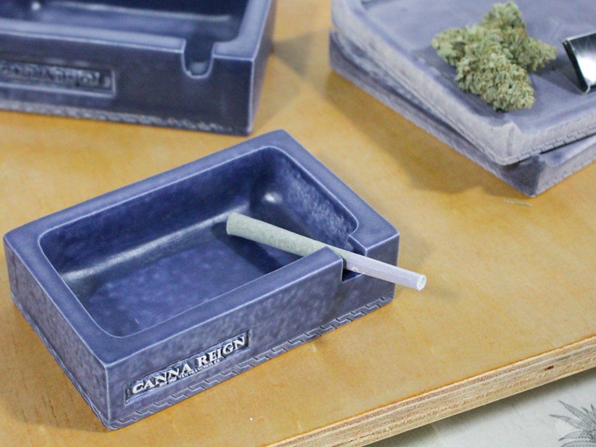 Rolling Trays